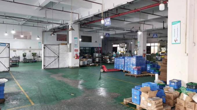 S606B Küçük Boyutlu Masaüstü Ticari Mini Kişisel Kullanım Kağıt Kırıcı Makine Ev Ofisi İçin 10